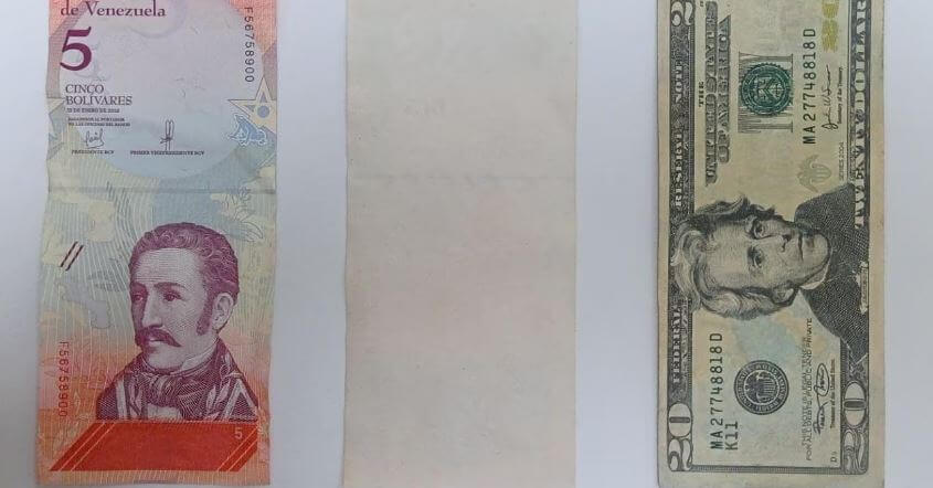 Dólares falsos fabricados con bolívares