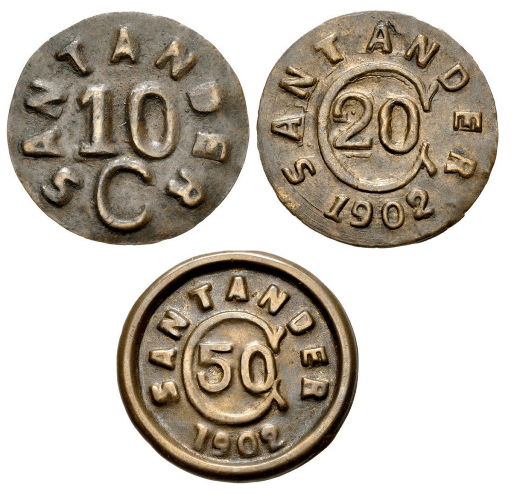 monedas con casquillos de bala o coscojas